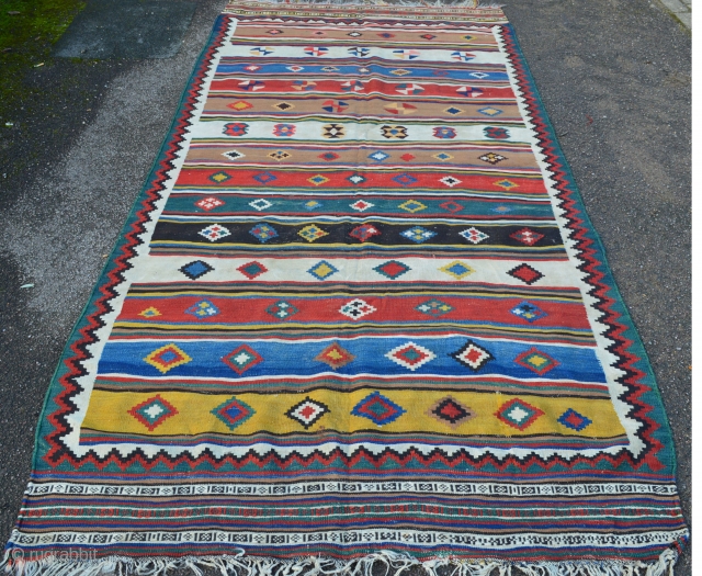 Qashqa'i kilim -19th century - in very good condition.                        