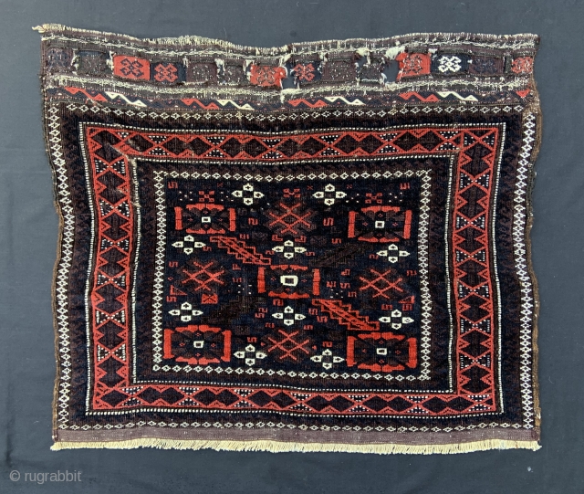 Baluch saddlebag-face in good overall condition.                           