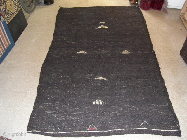 Kil Cul or Goat wool Kilim – cm 280x145 ca. or ft 9.1x4.7 - mid or early 20th century  - 
Real tribal pieces, eneven, sometimes bumpy, of different shades of black,  ...