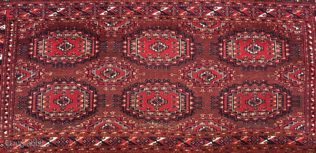 Turkmen Saryk çuval. Cm 87x153- Second half 19th century. Six main Gul pattern. Wool, silk, cotton. Very fine weave. Lovely natural saturated colors. See madder red, cochineal, orange on a liverish brown  ...