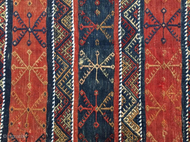 Eastern Anatolia, Malatya area cuval face. Cm 70x110 ca. Early 20th c. Great colors. Reasonable price. (Frankly I thought it was from Bergama area!)
         