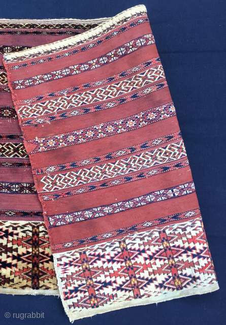 Turkmen on the go! Closing down Turkmen section, cost price & below cost.
Turkman Tekke Ak Cuval. 
Cm 70x130. 
Over a 100 y old. 
In good condition. 
Getting rare…very rare.
    