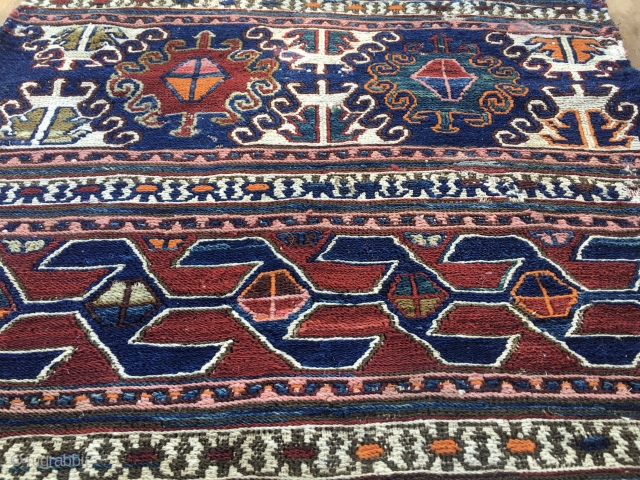 Shahsavan sumack mafrash end panel. Cm 48x56. End 19th century. Some great natural colors like blue and green. White is cotton. Love the pattern. Survived a moth battle. Sale price: € 280  ...