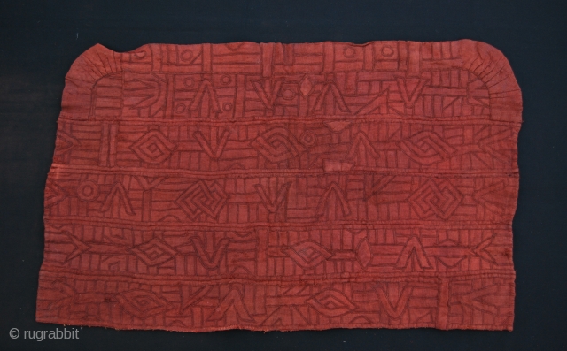 Bakuba Bushong raffia red panel from a n'tschak. Congo. Cm 52x84. First half 20th century. More dtls on rq.
              