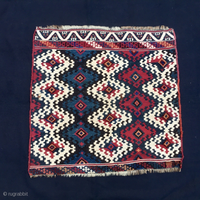 Big saddle bag/khorjin face. Cm 73x73. Malatya area, Sinanli tribal group. Highlights: graphics and colors. Rare and beautiful. Not to miss for the collector.         
