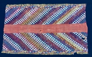 Graphics Killer. Colors. Age. Anatolian cuval fragment with a terrific graphics. Second half 19th century. Cm 80x120 ca. Lovely natural saturated colors. Great pattern. Great fragment. Not mounted. 
Probably better than a  ...