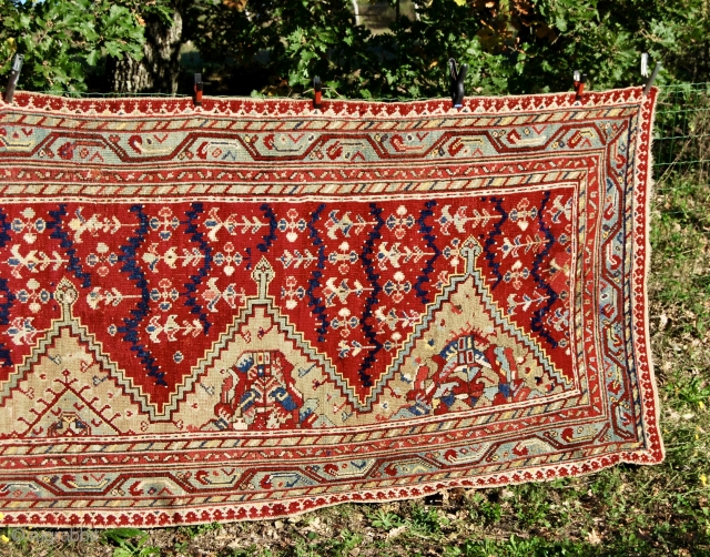 Ushak saf. Mid 19th century. Cm 140x420 - ft 4.6x13.8. In super condition. As beautiful as you can see. Some old restorations. Complete. Great pattern. Great globetrotter: from Turkey to USA, from  ...