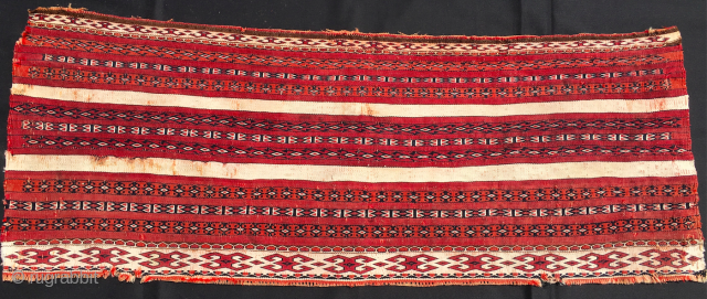 Tekke Ak torba. Cm 34x87. Antique, datable 1880, great cochineal, cotton, fine, precise drawing, good condition, beautiful.                