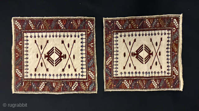 What is this?......asked a friend collector. Frankly would not know exactly.
Is it heraldic? Iconic? a message?
Imho it's from Azerbaijan, north of Baku, Shirwan area, Khyzy most probably. Let's stick to ...