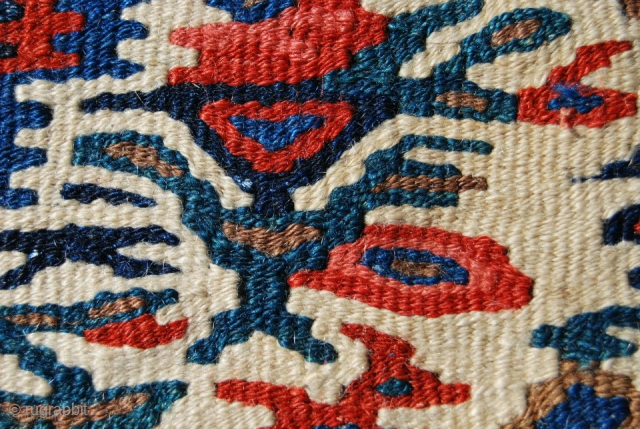 Senneh kilim
cm 105x150
End 19th century
Awesome colors
Wonderful colors
Mint condition
Museum example
Available by DM or emailing
to carlokocman@gmail.com