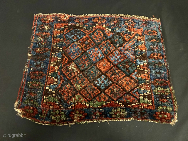 AFF KURD KHORJIN 2
Jaff Kurd khorjin bag face
Size is cm 50x60
Age roughly 90 to 110 y
Beautiful tribal art example
Not many available anymore
If interested please DM and/or email
carlokocman@gmail.com      