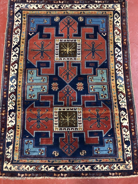 Beautiful Caucasia from  circa 1900 in very good condition all natural colors size is 3.2x5 no repair soft wool             