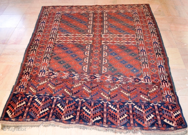 Nice Turkman Circa 1900 in good conditions no repair and has abrash on the top border of the rug. 
no colors run any questions ask. 
size is 4.9X6 (142.2cm X 180.4cm)
  