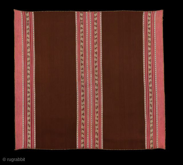 Aymara women's Ahuayo, Bolivar, Cochabamba Department
Excellent condition, chimi field, 115 x 115 cm
Please contact igo.licht@gmail.com