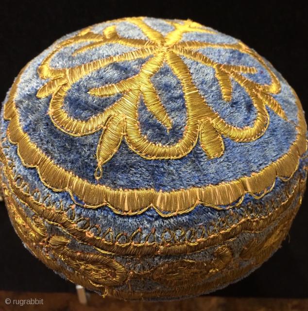 Uzbek Bukhara golded metal threat on velvet, teenager hat ,size 15 cm                     