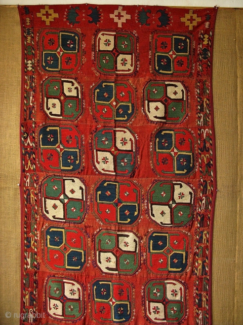 Uzbek Lakai Aygilem.size 360 x 126 cm,silk embroidery on wool.                       