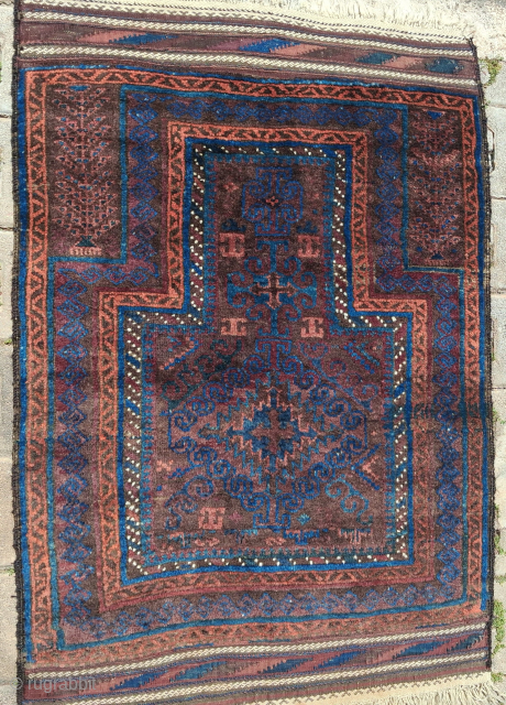 Baluch 97x140cm. Full pile , excellent condition.  Antique. 
cetinakbas@hotmail.com 
                      
