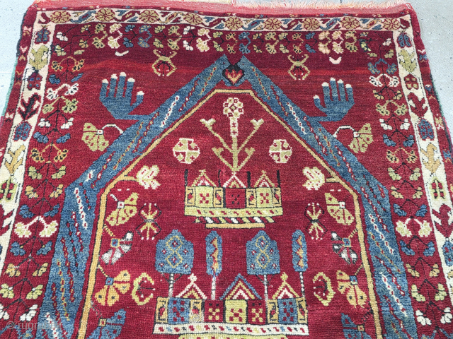 Antique Anatolian Sivas Rug
Size:130x95 cm                            