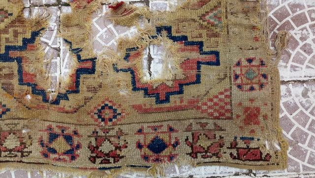 18 thc Cappadocia rug fragment
size=100x100cm                            