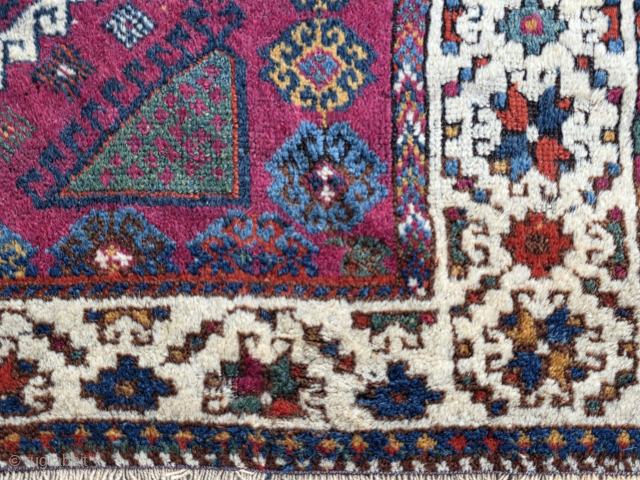 East Anatolian Kurdish Rug
Size:235*128 cm
Free shipping
Please Contact salaberina@gmail.com