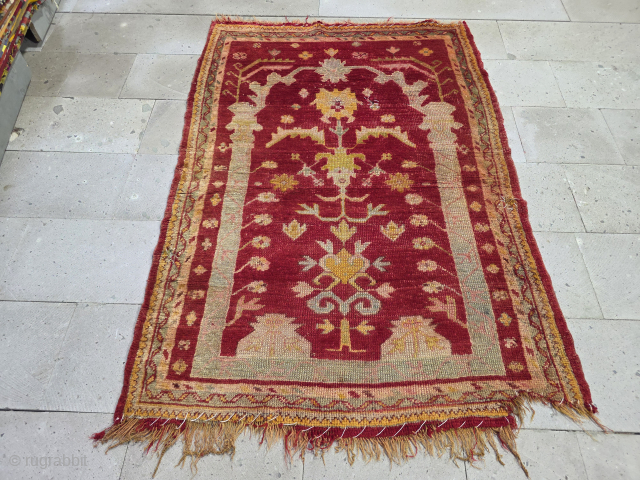 Antique Oushak Prayer rug 
Please contact salaberina@gmail.com                          