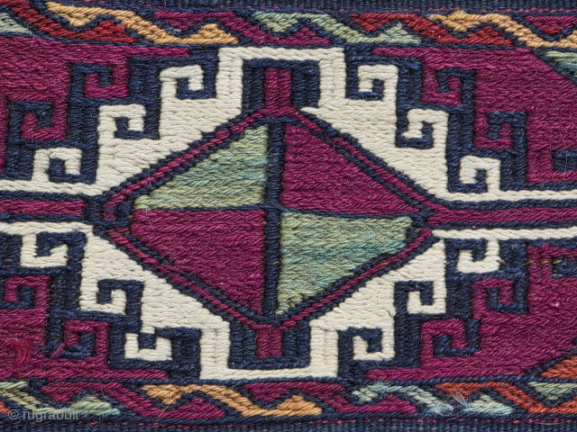 Central Anatolia,Malatya Arapgir Heybe
Size:154x83 cm
Please contack salaberina@gmail.com