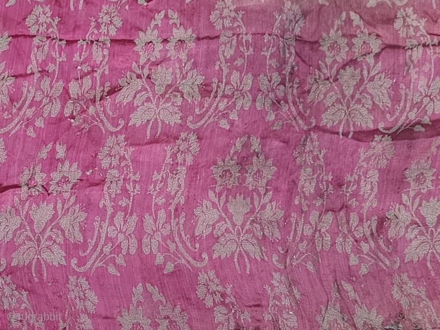 Antique turkish ottoman silk textile fragment
Size:183x130 cm
salaberina@gmail.com
                          