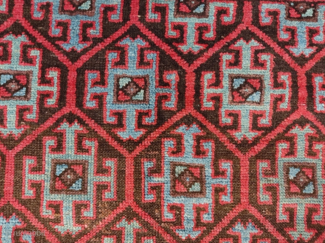 Antique Baluch Rug
Size=160x100 cm                             