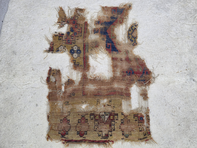 Early 18th century Konya carpet fragment
Size:80x56 cm
Please Contact:salaberina@gmail.com