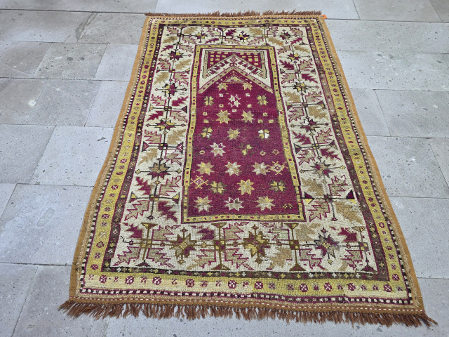 19 thc Manastır prayer rug
Size:169*105 cm
Please contact salaberina@gmail.com
Freeshiping