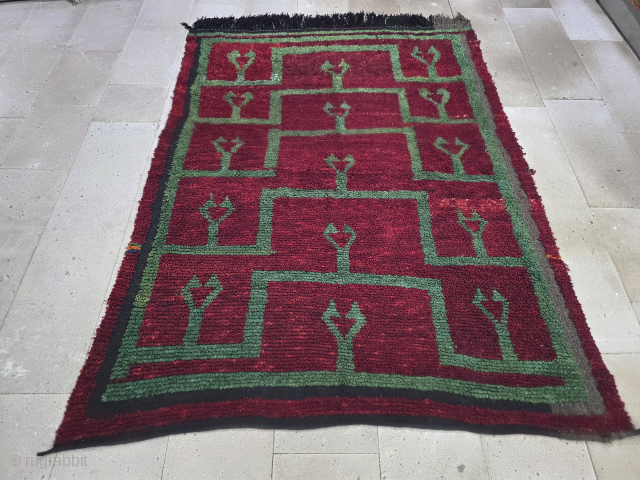Anatolian Konya Karapınar ceki tulle rug
In Anatolian culture and Turkish traditions, this tree symbolizes the arrival of spring.
Size:210*160 cm
Please contact salaberina@gmail.com 
Including shipping          