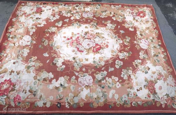 Very old Aubusson rug in good general condition with some imperfections.

Origin : France
Period : 19th century
Size : 465 x 378 cm
Material : wool on cotton
Good general condition with some imperfections
Handwoven

✦ Price and  ...