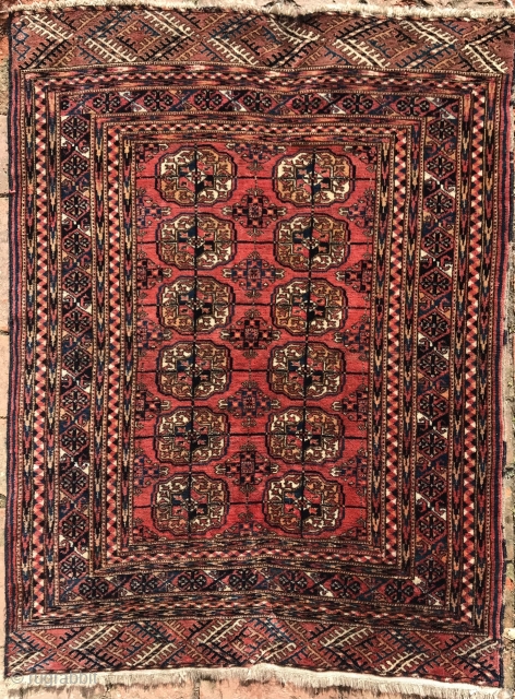 Small Tekke wedding rug in remarkable condition, 130x90 cm. Shiny wool, good colours.                    