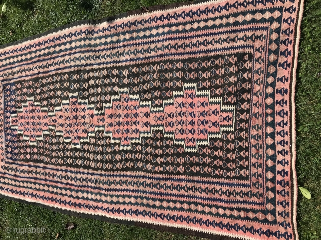 Kurdish kilim, 235x131cm, beginning of 20th century, mint condition

Please contact christinawiese.ceramics@gmail.com

Sorry the system turned all my pics to the wrong side.            