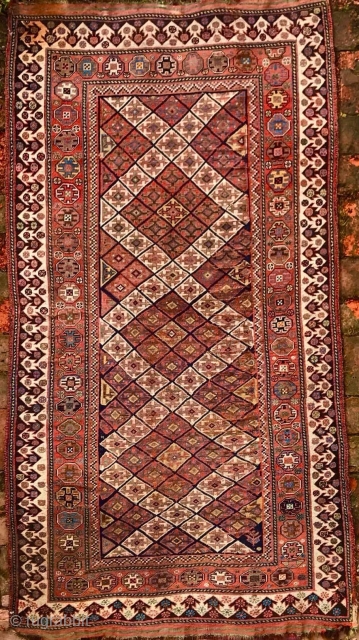Antique Veramin, 276x146 cm, lovely colours, circa 1880 or older, outstanding border, gently washed. For more pictures please ask.              