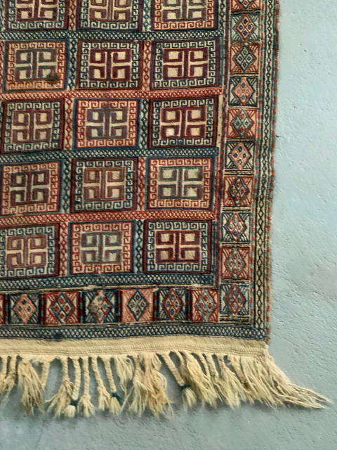 180 x 156 cm // Practically 6ft x 4ft 2"
A rare rather beautiful type of flatweave rug which hardly ever reached Western markets and unsual to find in such good condition with  ...