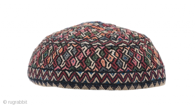 hat from central asia - turkmenistan
78570                           