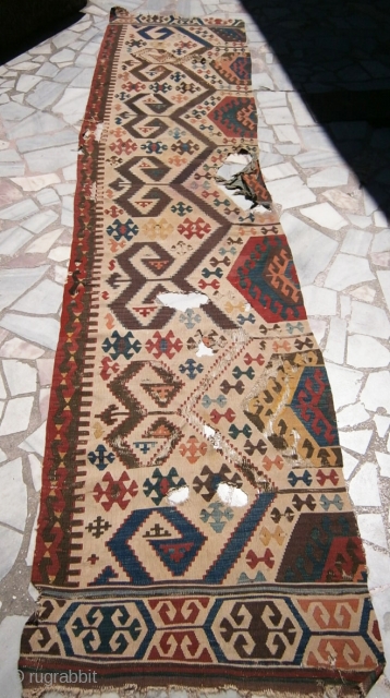 Anatolian Aydın Kilim. (fragment)
79cm x 345cm
                           