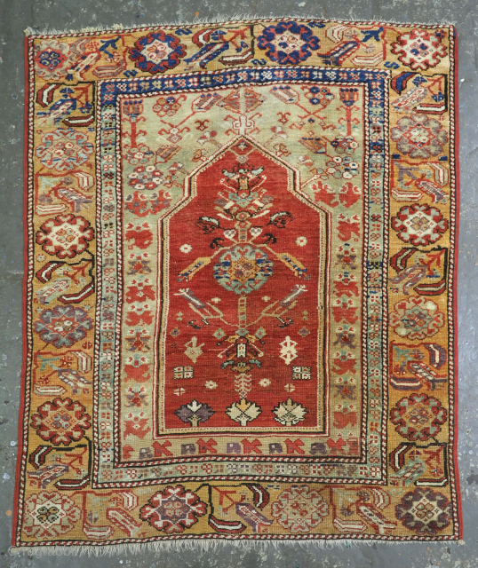 Konya prayer rug, size: 120 x 98cm.                          
