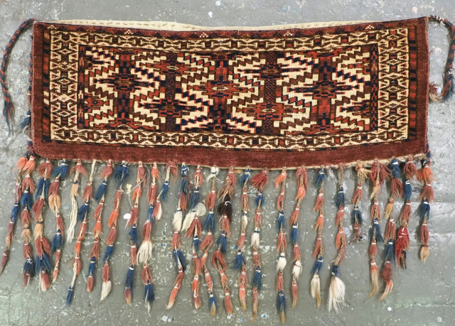 Antique Yomut Turkmen torba with asmalyk style lattice design.
Size: 2ft 10in x 1ft 0in (87 x 31cm) excluding tassels.
Circa 1880.
Torba are shallow wall bags used mainly in tents or yurts for the ...