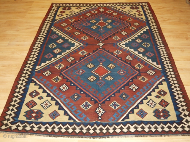 Size: 8ft 0in x 5ft 7in (245 x 170cm). www.knightsantiques.co.uk 

Antique Persian tribal Qashqai kilim, South West Persia.

Circa 1900.

A good Qashqai kilim with very bold diamond medallion design, natural dye colours throughout.

Excellent  ...