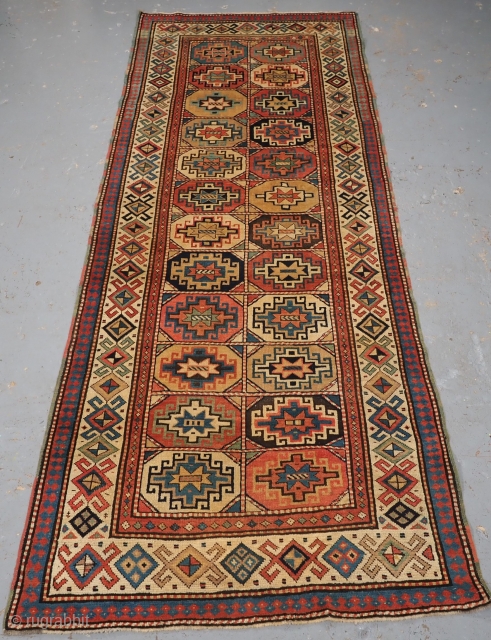 

Antique South Caucasian Moghan Kazak long rug with Memling guls within octagons.

Circa 1880.
Size: 9ft 3in x 3ft 7in (282 x 108cm).
A superb Moghan Kazak long rug with two vertical rows of 'Memling  ...