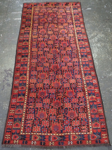Antique Ersari Beshir Turkmen kelleh carpet of small size.

Circa 1880.
Size: 9ft 8in x 4ft 3in (294 x 130cm).
A good Beshir kelleh of scarce small size with an outstanding colour palette of reds  ...