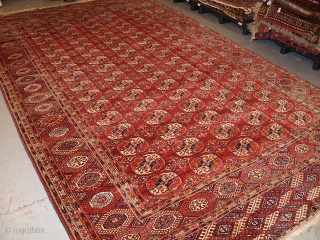 Antique Tekke Turkmen main carpet of large size with 5 rows of 17 guls. www.knightsantiques.co.uk Size: 13ft 9in x 8ft 2in (420 x 250cm). 

Circa 1890.

The carpet is of a very unusual  ...