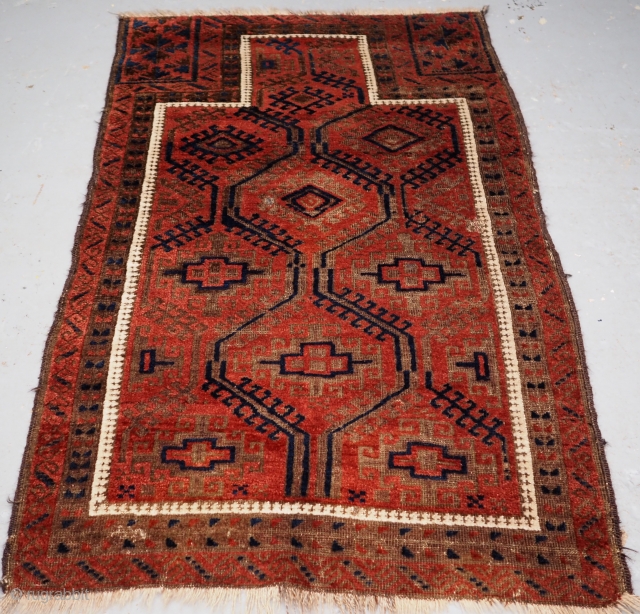 Antique Baluch prayer rug with large scale lattice design. www.knightsantiques.co.uk 
Size: 4ft 9in x 2ft 10in (146 x 87cm). 
Circa 1900.

A interesting design on a Baluch prayer rug from Western Afghanistan, the  ...