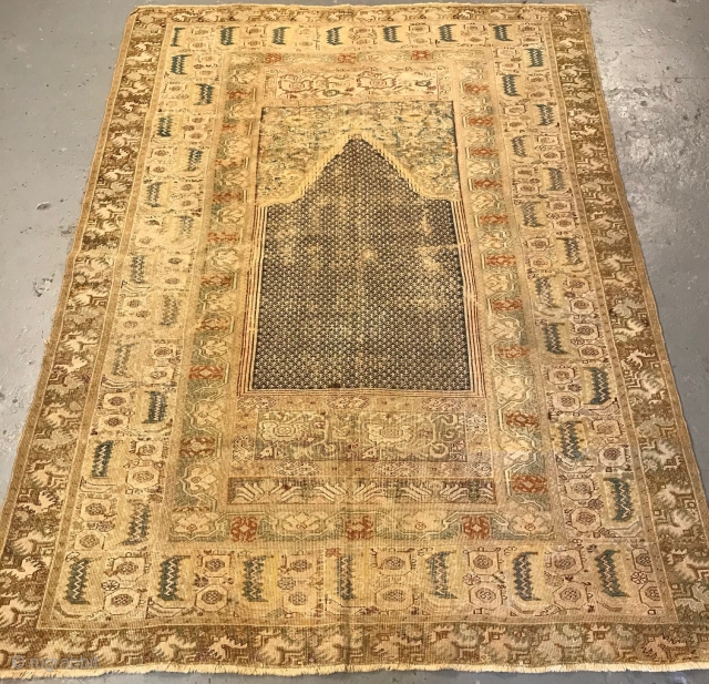 Ghiordes prayer rug, 18th century.                            