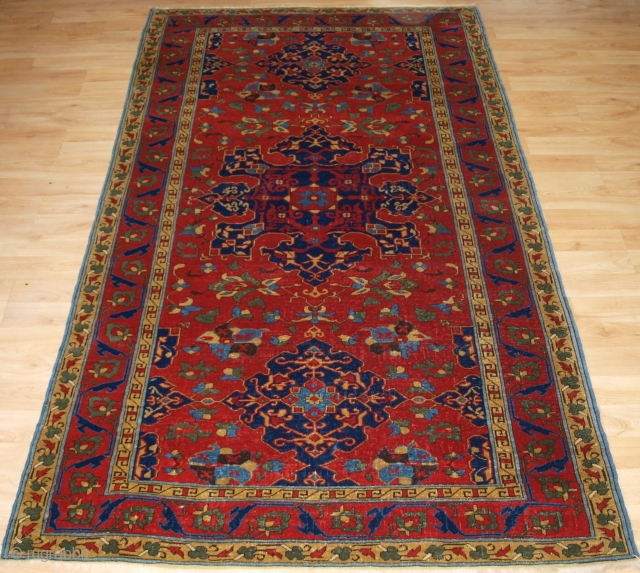 Antique Turkish or Eastern European reproduction of a 17th century Star Ushak rug. www.knightsantiques.co.uk 

Circa 1900/20.

This rug is an outstanding reproduction of the famous and sought after 17th century Star Ushak design  ...