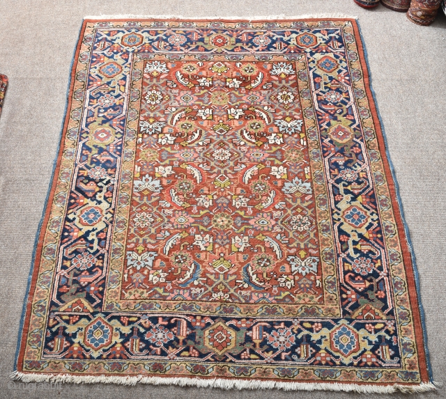 An old Heriz rug in excellent original condition,hand washed and mothproofed. First quarter 20th century. Nice size. 189x160               