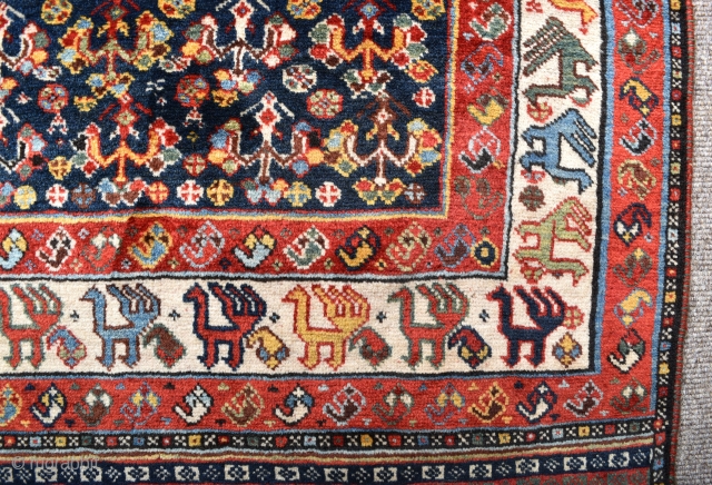 A good antique Qasgai rug with beautiful wool, good dyes and an exceptionally rare border. Excellent condition, fat greasy pile all-over, one or two small repairs, fringes added. Super clean and moth  ...