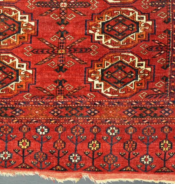An antique Ersari Chuval, big and flashy with lovely ground colour and beautiful skirt. Late 19th century                